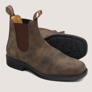 Blundstone boots men’s size 7 1/2 or women’s size 9